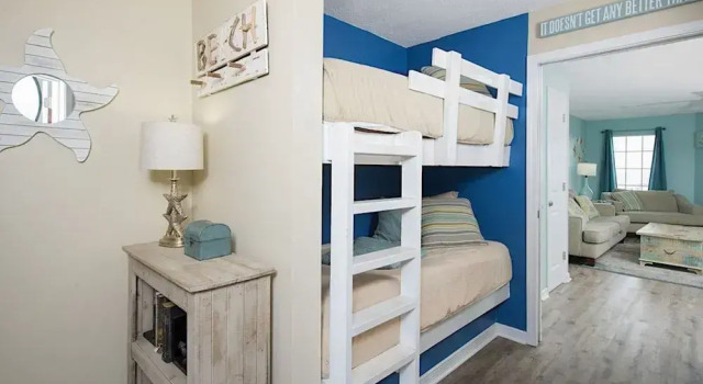 572 E Beach Blvd Condo Unit 315