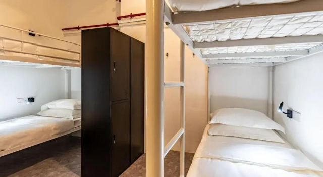 Cama en dormitorio compartido 6 habitaciones Rucksack Inn Temple Street