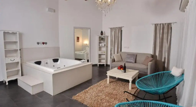 Люкс Deluxe Alaia Resort- Had Nes אלאיה ריזורט - חד נס
