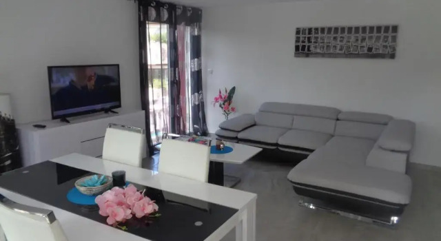 Апартаменты с 2 комнатами Residence du Midi