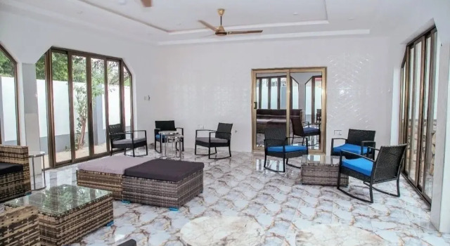 Comfort Suites, Prenota Resort Hotel resort a Tema, Resort