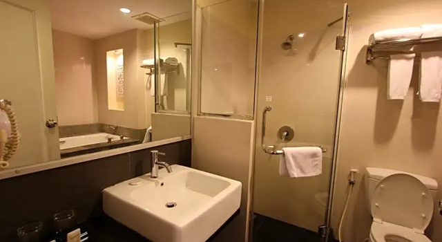 Двухместный номер Superior Harmoni One Convention Hotel and Service Apartments