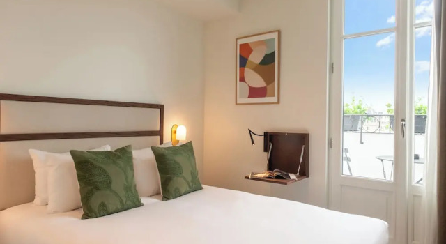Двухместный номер Deluxe с балконом Le Lampika Hôtel