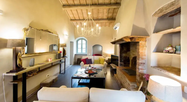 Коттедж с 5 комнатами Villa Torricella