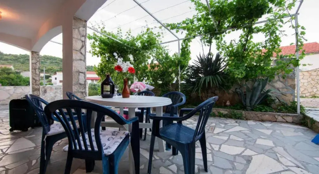 Апартаменты Цокольный этаж The Sea House Apartments