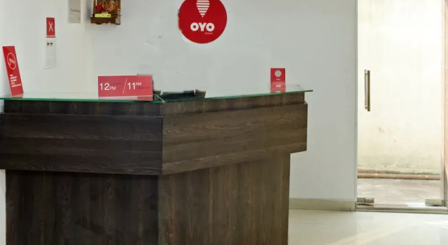 OYO 8433 Hotel
