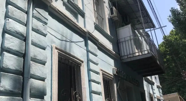 Aleon Hotel, Забронировать Отель Чугурети Тбилиси, рядом с Tеатр имени Марджанишвили