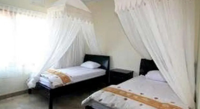 Wedari Guest House, Забронировать Гостевой дом Отели провинции Бали с завтраком, Завтраки