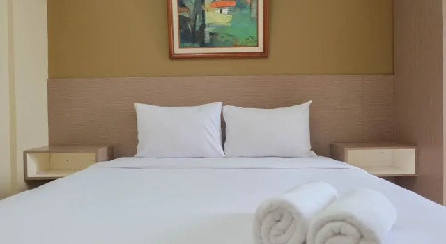 Апартаменты Strategic 1Br At Bassura City Apartment