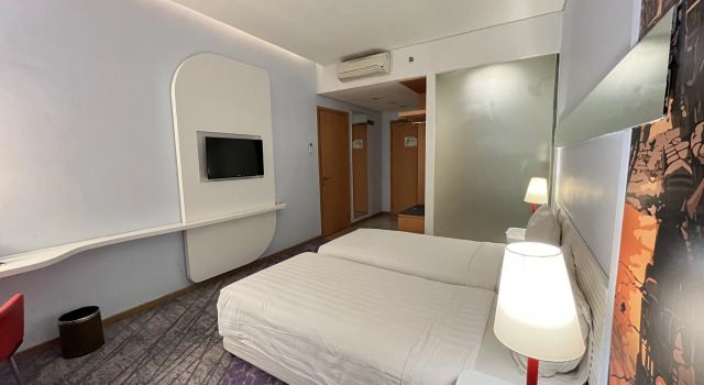 Двухместный номер Deluxe Luminor Hotel Metro Indah Bandung