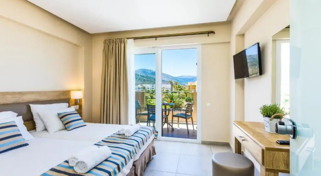 Апартаменты Superior Theo Star Beach Hotel