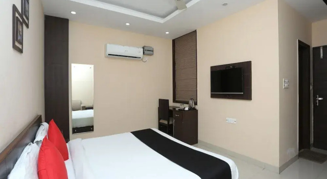 Bilberry Hotel, Prenota Hotel Hotel a Rewari con colazione, Colazione