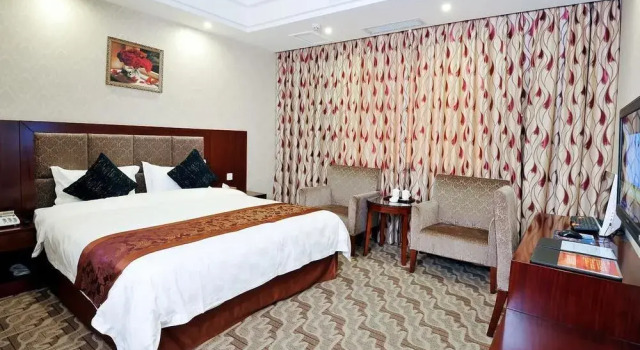 Dragon Garden Hotel