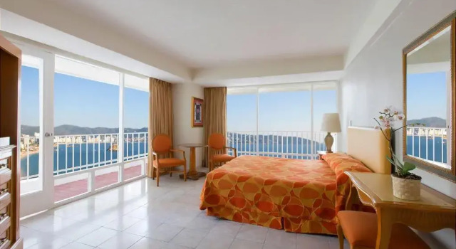 Номер Standard с видом на море Krystal Beach Acapulco