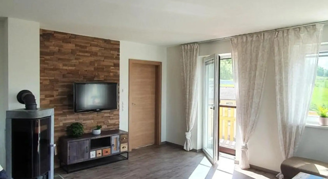 Ferienwohnung am Mondsee, Book Hotel Mondsee 