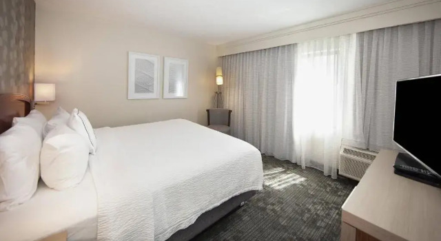 Люкс Courtyard by Marriott Valdosta