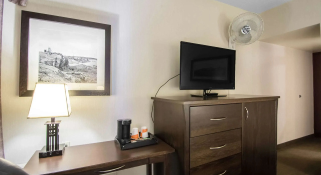 Двухместный номер Standard Quality Inn & Suites Yellowknife