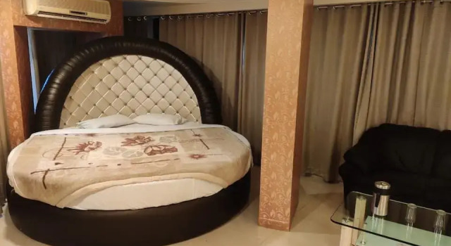Hotel KBN, Rezerwuj Hotel Bhuj Gujarat