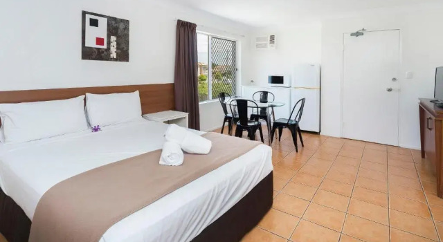 Апартаменты Sunshine Beach Resort
