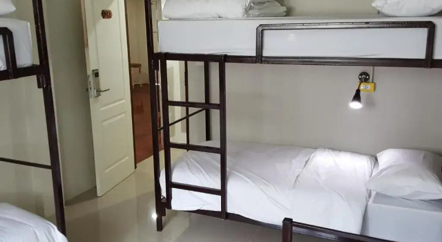 Номер Standard Bangkok Check Inn @Chareon Krung