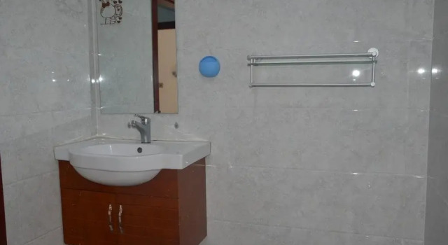 Xian KATIN Youth Hostel, Book Hostel / Vandrerhjem Hoteller i Shaanxi med parkering, Parkering