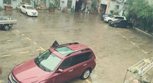 Fengcheng Hotel, Prenota Hotel Hotel a Anhui con parcheggio, Parcheggio