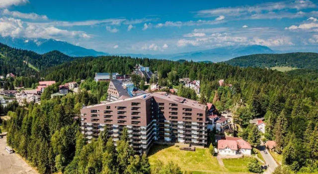 Апартаменты Apartament Alpin Poiana Brasov , etaj 8