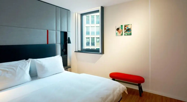 Двухместный номер Standard citizenM Paris La Défense
