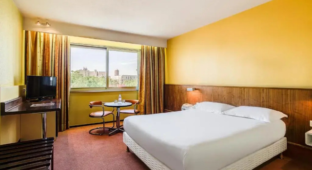 Семейный номер Standard Hotel des Congrès
