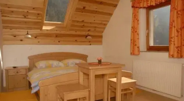 Tourist farm Gradišnik, Rezervovat Farmářský pobyt Solcava Logar Valley