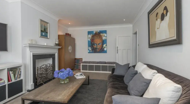 Fashionable Family home in Southfields