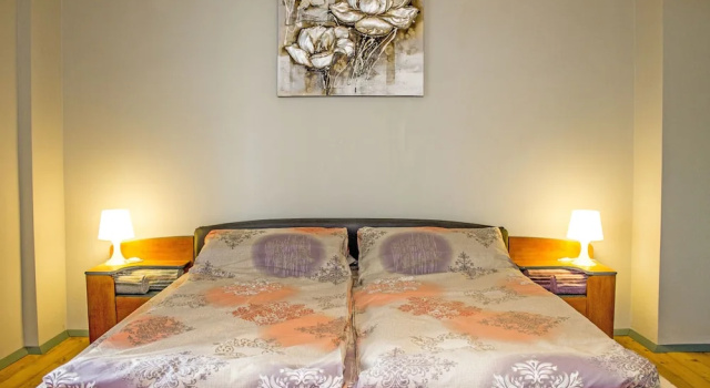 Апартаменты Popa Apartment