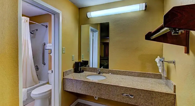 Двухместный номер Standard Kingsway Inn