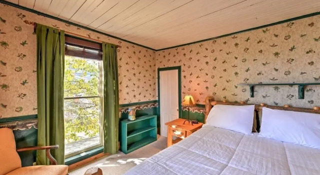 Sawatch Range Retreat, Buchen Sie Hotel Twin Lakes USA