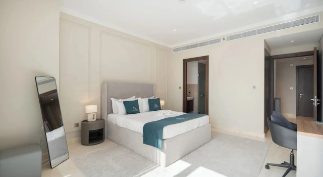 Balcony with City View 2 Bedroom - JLT Dubai Close to Metro & Marina by Heaven Crest Vacation Homes