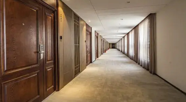 Zhengzhou Zhengshang Linxi Jinglun Hotel, Rezervovat Hotel Čeng-čou Henan