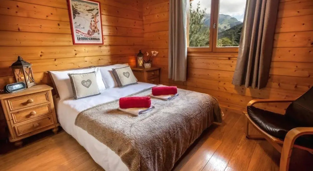The Red Yeti Lodge