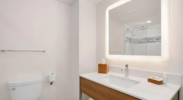 Run of House EVEN Hotel Seattle Downtown - Lake Union by IHG
