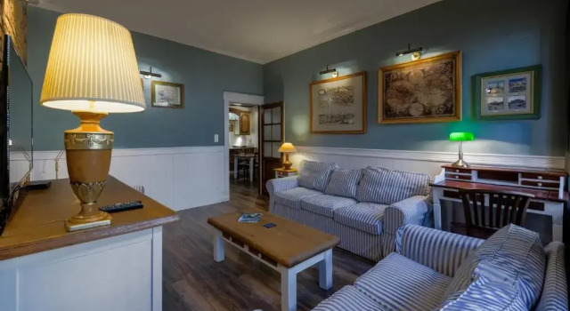 Old House Apartments Poznań, Забронировать Апартаменты/квартира Старе Място Познань, рядом с Музей Великопольского восстания