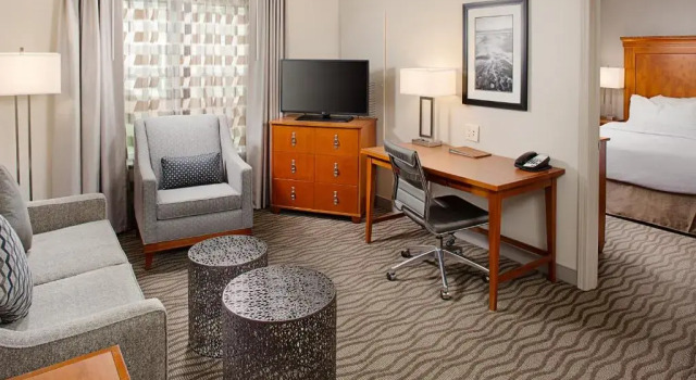 Двухместный люкс c 1 комнатой Homewood Suites by Hilton Portsmouth