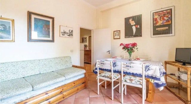 Stunning Home in Ladispoli With Wifi and 1 Bedrooms, Prenota Appartamento Hotel a Lazio con parcheggio, Parcheggio