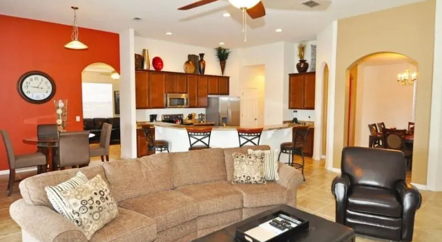 359 Watersong House 5 Bedroom by Florida Star