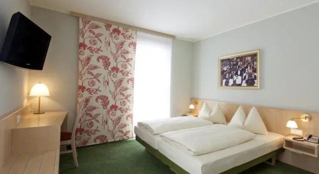 Landzeit Tauernalm, Забронировать Отель Флахау 
