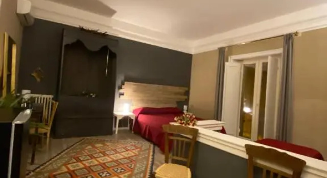 384 GUESTHOUSE Rooms & Apartment