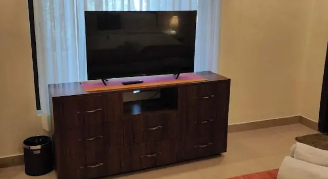 Номер Superior Oakwood Forest Retreat