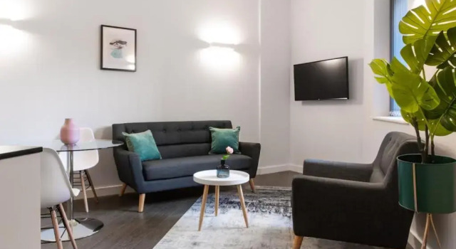 Студия Abbott House by Viridian Apartments