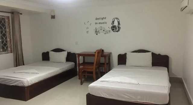 Hang Pich Airport Guesthouse, Book Hotel Phnom Penh Phnom Penh