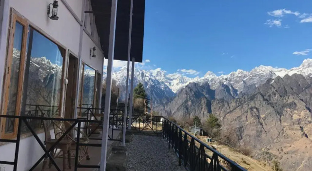 Номер Standard Mountain Rover Auli Resort