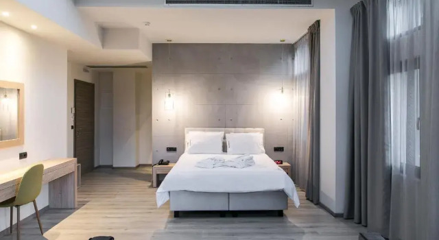 Полулюкс Superior One Boutique Hotel