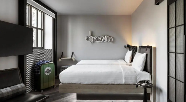 Двухместный номер Standard Moxy Lille City